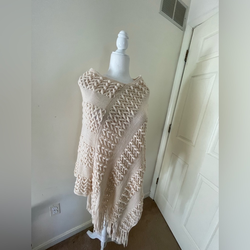 Riah LA loose woven multi textured poncho,asymmetrical style Sm/M.